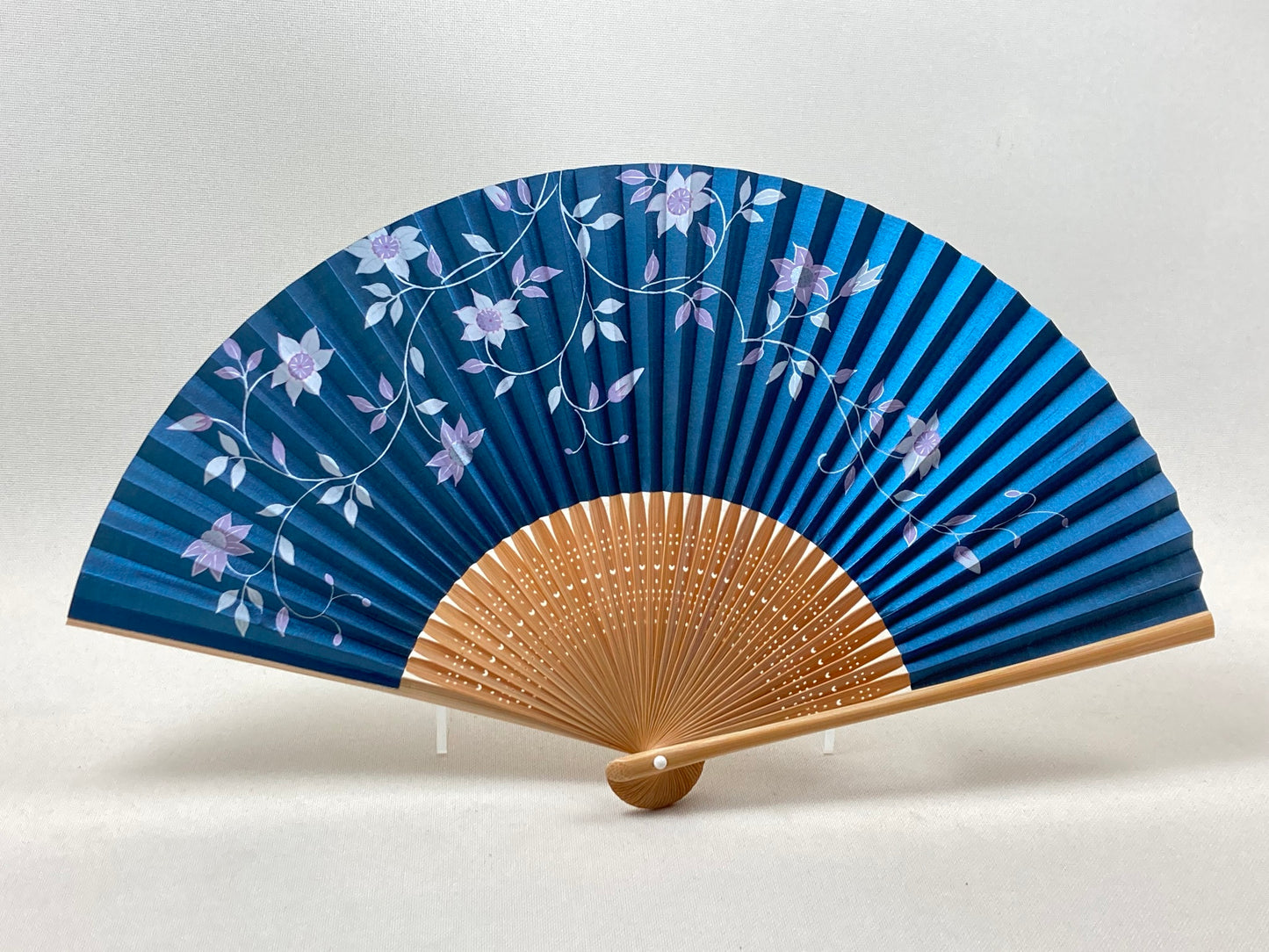 Navy fan with a picture Asian virginsbower